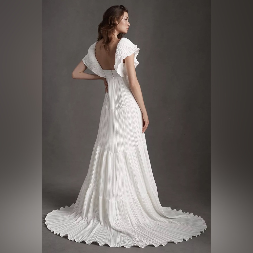 BHLDN Valerie Flutter-Sleeve Pleated Satin Wedding Gown Size 6